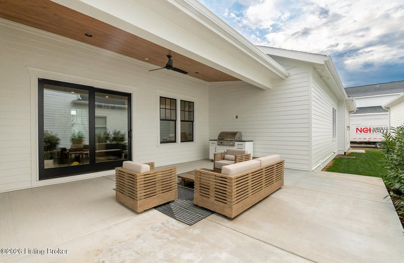 6135 Shooting Star Dr, Prospect, KY 40059