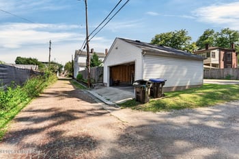 614 W Oak St, Louisville, KY 40203
