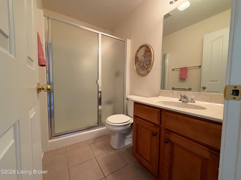 616 Harris Ridge Rd, Louisville, KY 40223