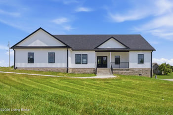 617 Ridge Crest Dr, Harrodsburg, KY 40330