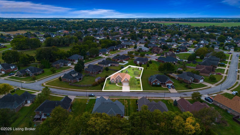 618 Baden Ln, Bowling Green, KY 42104