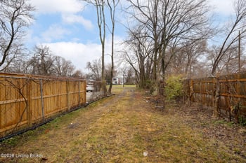 618 E Breckinridge St, Louisville, KY 40203