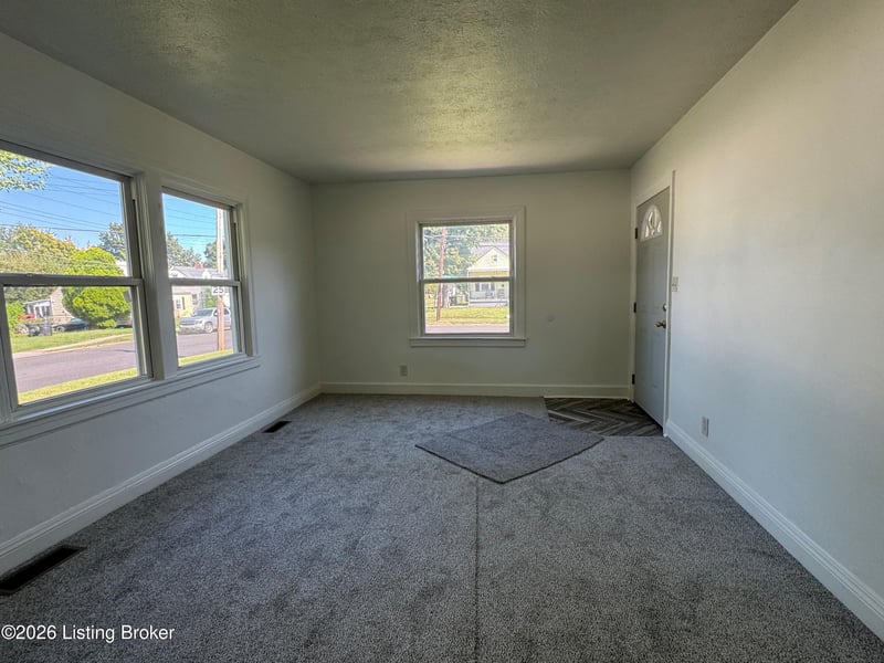 618 Montana Ave, Louisville, KY 40208