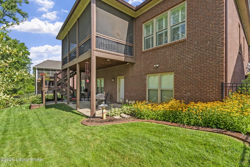 620 Davenport Dr, Louisville, KY 40245