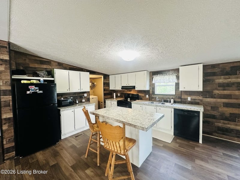 620 Morgan Rd, Payneville, KY 40157
