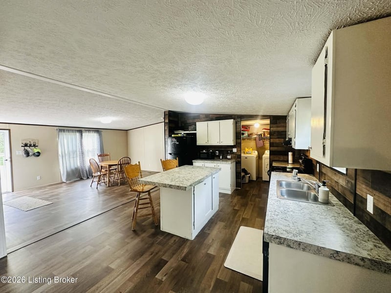 620 Morgan Rd, Payneville, KY 40157