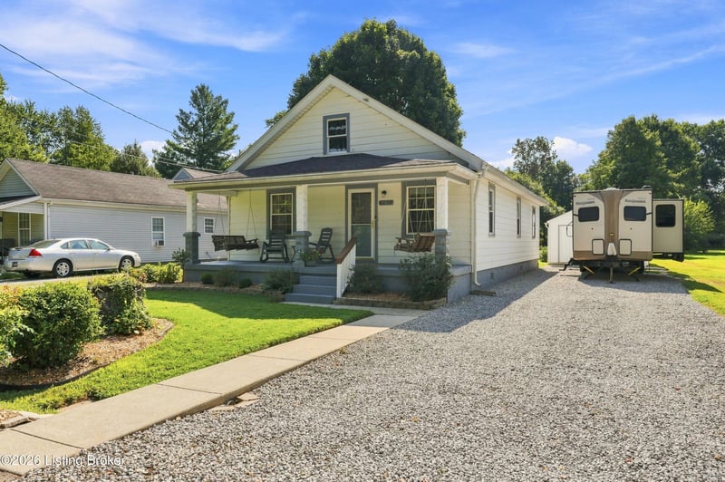 6209 Eureka Ave, Louisville, KY 40216