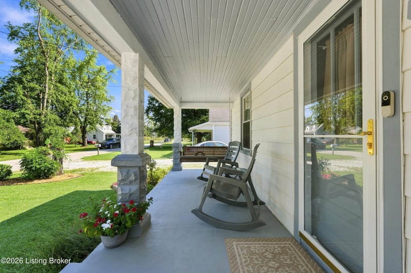 6209 Eureka Ave, Louisville, KY 40216