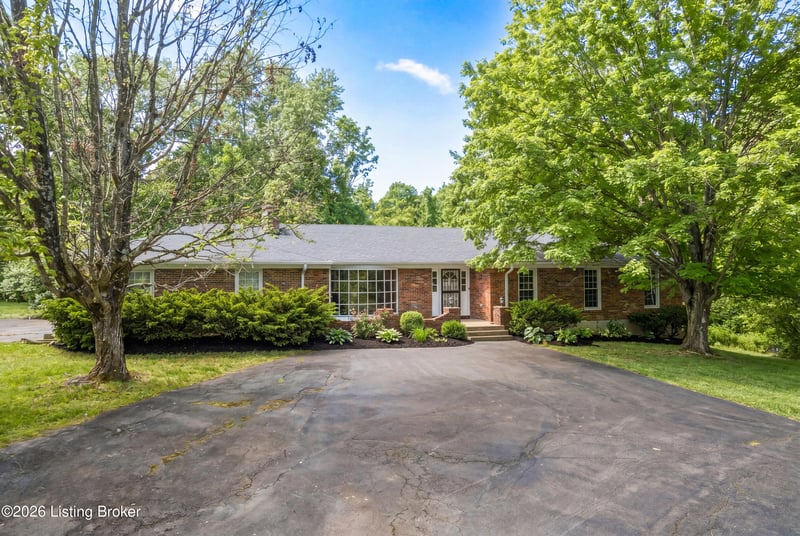 6210 Beulah Church Rd, Louisville, KY 40228