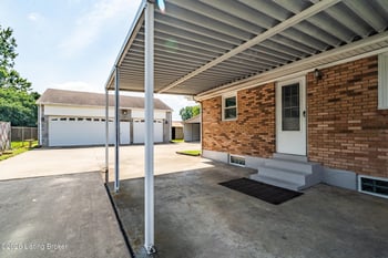 6213 Gayle Dr, Louisville, KY 40219