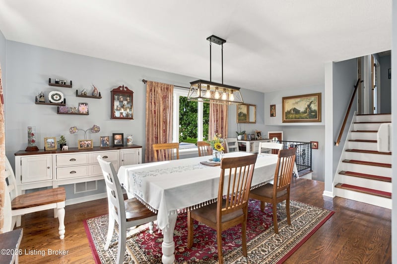 6217 Maywick Rd, Louisville, KY 40272