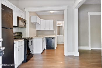 628 E Oak St, Louisville, KY 40203