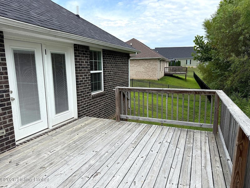 628 Tristan Ln, Elizabethtown, KY 42701