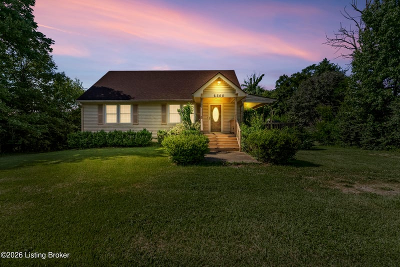 6308 Cooper Chapel Rd, Louisville, KY 40229