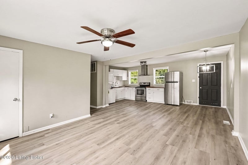 6325 Krause Ave, Louisville, KY 40216