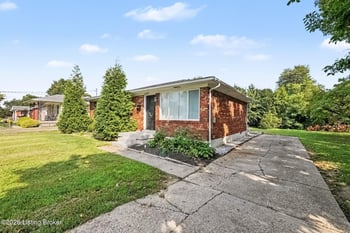 6325 Krause Ave, Louisville, KY 40216