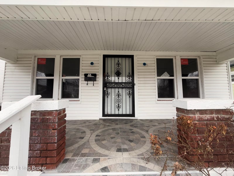 635 Cecil Ave, Louisville, KY 40211
