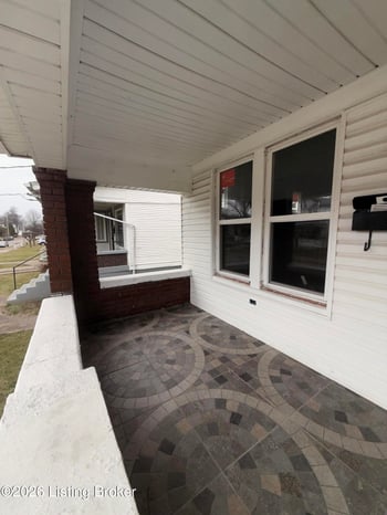 635 Cecil Ave, Louisville, KY 40211