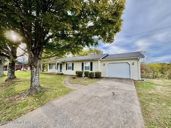 6374 Mackville Rd, Springfield, KY 40069
