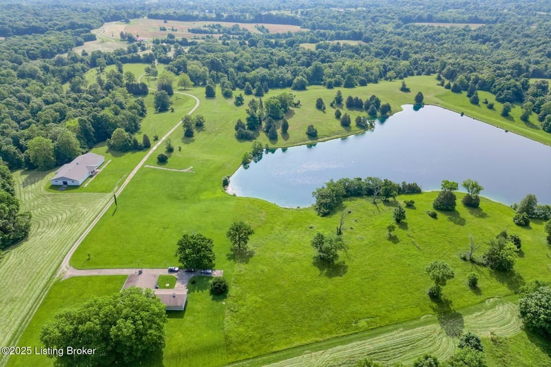 6400 Old Heady Rd, Louisville, KY 40299