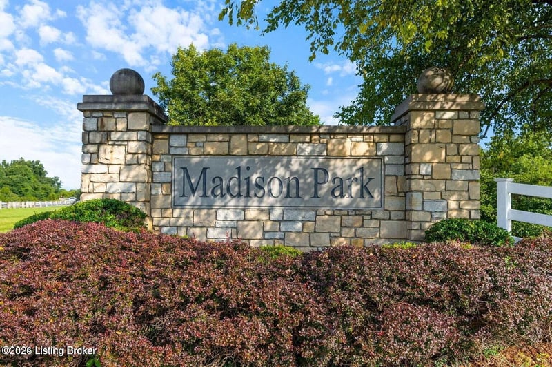 6401 Cameron Ln #Unit206, Crestwood, KY 40014