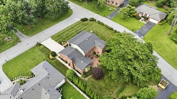 6402 Haverhill Rd, Louisville, KY 40222