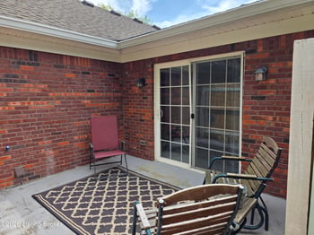 6402 Renate Rd, Louisville, KY 40291