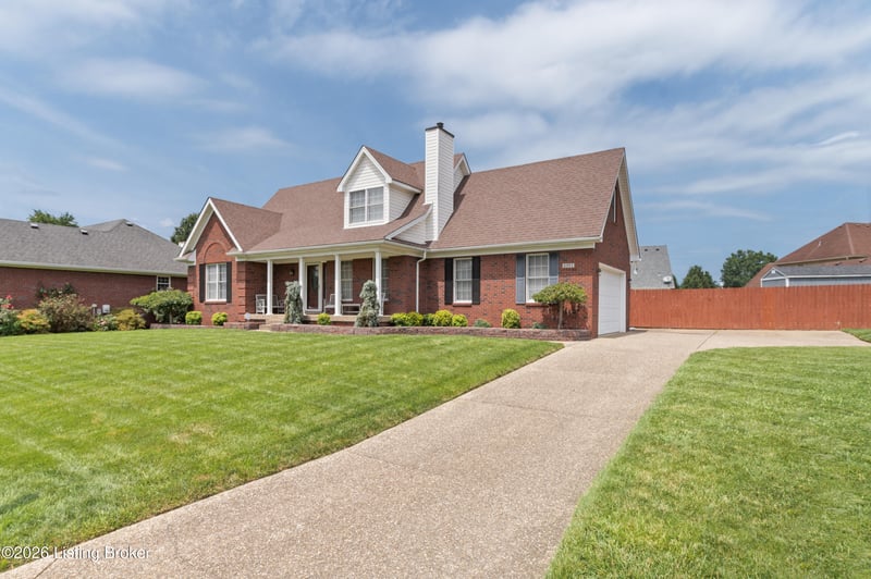 6403 Autumn Oak Way, Louisville, KY 40272