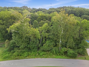 6403 Oak Valley Dr, Louisville, KY 40214