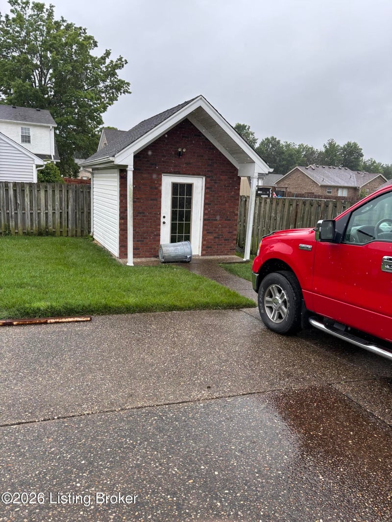 6406 Autumn Oak Way, Louisville, KY 40272