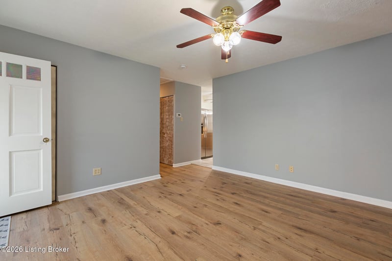 6413 Venango Dr, Louisville, KY 40258