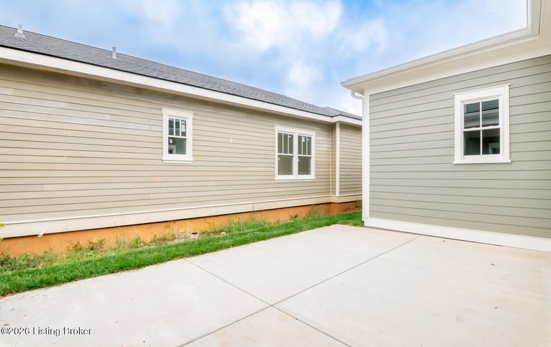 6421 Stonecrop Dr, Prospect, KY 40059