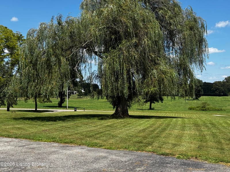 643 Molly Brown Rd, Brandenburg, KY 40108