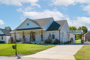648 Early Wyne Dr, Taylorsville, KY 40071