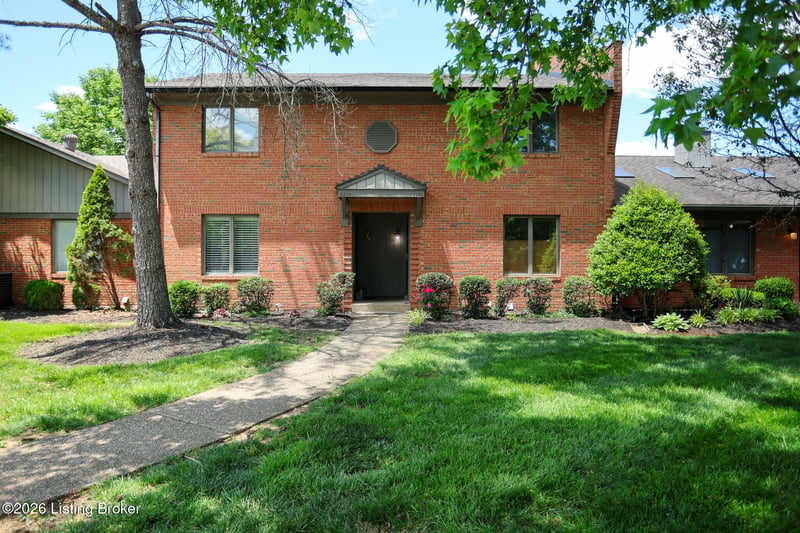 6481 Marina Dr, Prospect, KY 40059