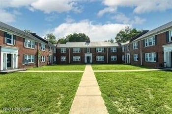 649 S 44th St, Louisville, KY 40211