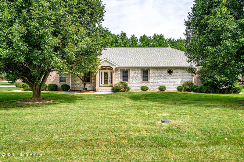 650 Barbara Sue Ln, Mt Washington, KY 40047