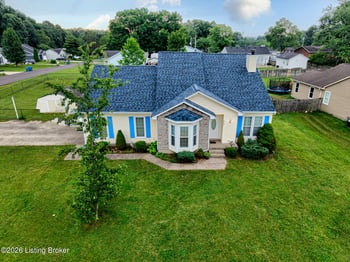 6500 Five Forks Dr, Pewee Valley, KY 40056