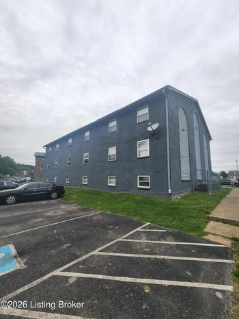 6500 Hackel Dr, Louisville, KY 40258