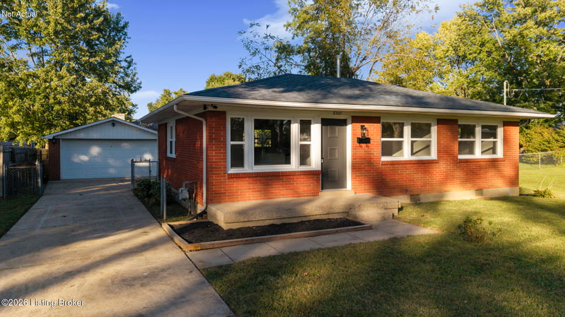 6501 North Dr, Louisville, KY 40272