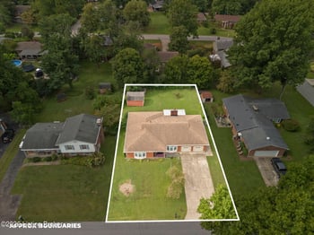 6502 Hollow Tree Rd, Louisville, KY 40228