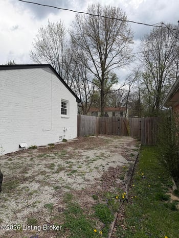 6505 Cooper Chapel Rd, Louisville, KY 40229