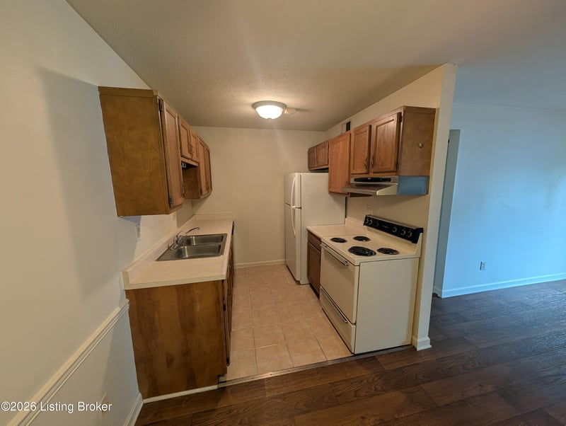6510 Six Mile Ln #APT 4, Louisville, KY 40218