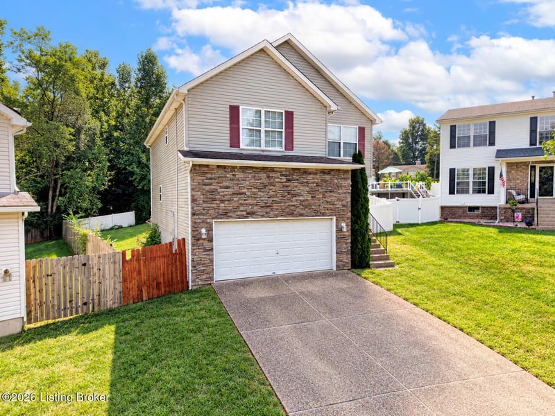 6514 Bridleview Cir, Louisville, KY 40228