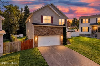 6514 Bridleview Cir, Louisville, KY 40228
