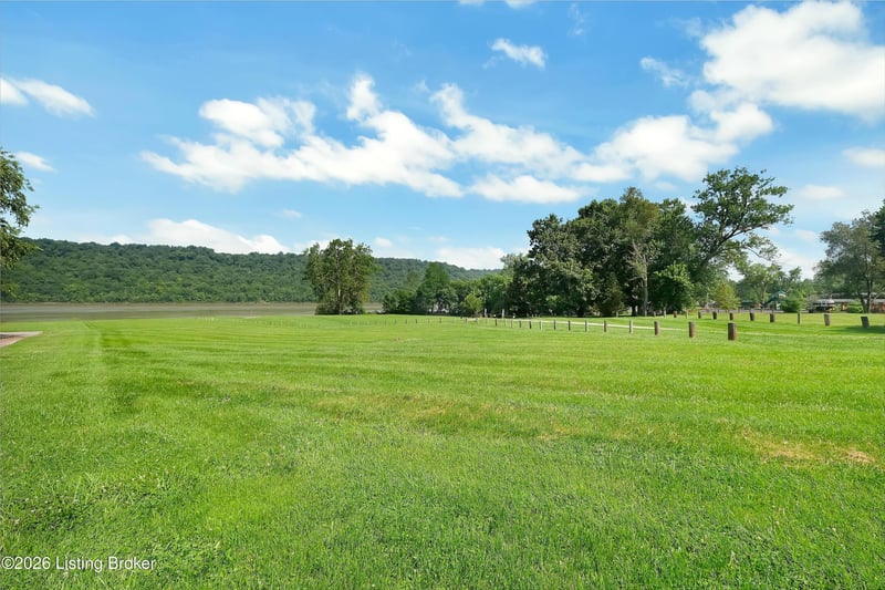 6515 Jacob Dr, Westport, KY 40077