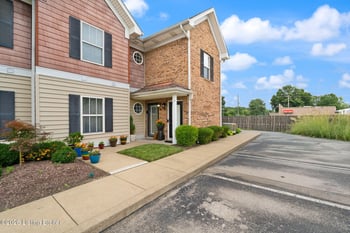 6516 Brook Bend Way #233, Louisville, KY 40229