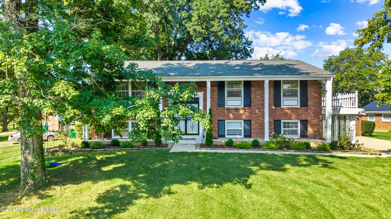 6516 Hollow Tree Rd, Louisville, KY 40228