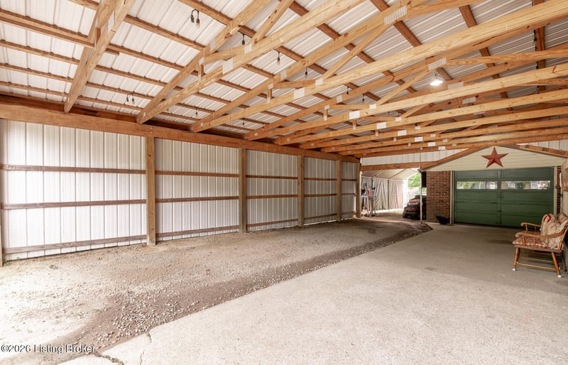 6522 Dunnlea Dr, Pewee Valley, KY 40056
