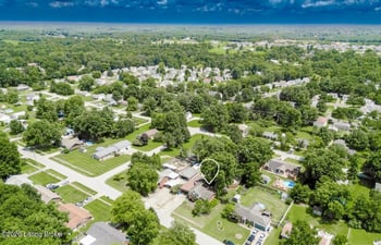 6522 Dunnlea Dr, Pewee Valley, KY 40056
